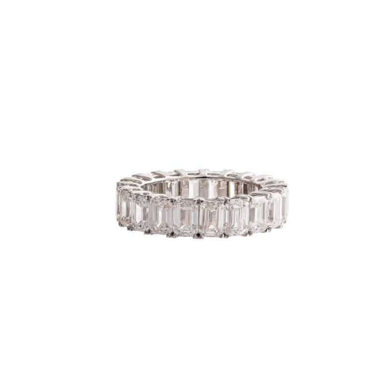 Infinite Radiance – White Gold Eternity Band with Emerald-Cut Lab-Grown Diamonds
