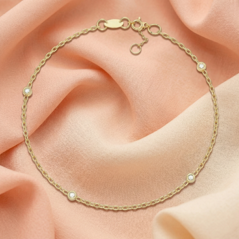 Stellar Path – Gold Station Bracelet with Bezel-Set Lab-Grown Diamonds