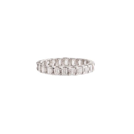 Infinite Hallway – Eternity Band with Emerald-Cut Lab-Grown Diamonds